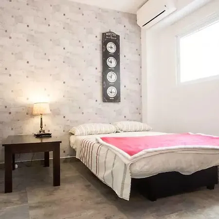 Apartment Little Sunny House 1